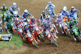 MX2-luokan toisen erän lähtö.