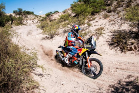 Matthias Walkner nosti KTM:n Dakar-rallin johtoon. Kuva: Jani Hovi / Xracing