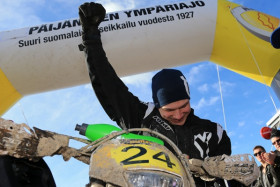 Vesa Kytönen haluaa hänen tiiminsä kuljettajan toistavan Antti Hellstenin viime vuoden tempun. Kuva: Jani Hovi / Xracing