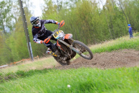 Roni Nikander lähtee SM Motopalvelu enduroon 250-kuutioisten nelitahtisten SM-taulukon ykkössijalta.