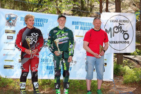 Eliitin ”palkintopalli” Vs. Leevi Lindqvist Timo Myöhänen ja Jussi Haapanen. Kuva: T.K.Kivinen