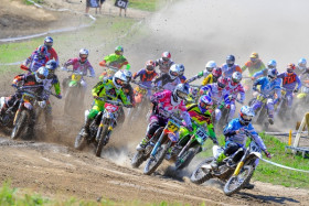 MX1 -luokan ensimmäisen erän startti. Kuva: Kari Karttiala