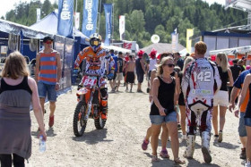 Jeffrey Herlings on loukkaantunut Tsekeissä. Kuva: Ray Archer