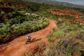 Toby Price nousi Dakar -rallin kärkeen. Kuva: Barni C.