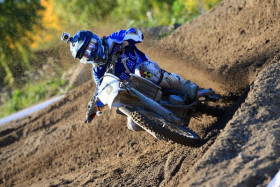 Antti Ahtila ajoi eräsijoitukset 2 ja 1 matkalla mestaruuteen.