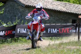 Steve Holcombe ajoi sunnuntaina Italiassa niukkaan voittoon. Kuva: Jani Hovi / Xracing