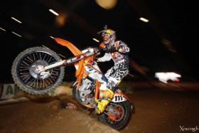 Sarjan halliteva mestari Taddy Blazusiak. Kuva: Jonty Edmunds