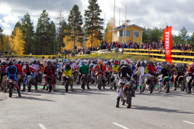 Kiteen cross country keräsi yleisöä radan varteen