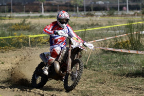 Steve Holcombe johtaa Enduro3-luokkaa ja on EnduroGP-luokassa Alex Salvinin perässä kakkosena. Kuva: Kari Salminen