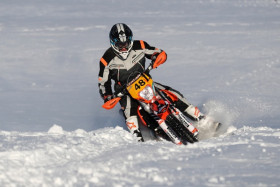Aleksi Jukola on ollut aamun vauhdikkain Päitsillä. Kuva: Jani Hovi / Xracing