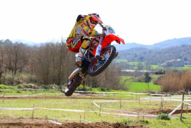 Mika Ahola jatkaa toisena pisteissä. Kuva: Xracing