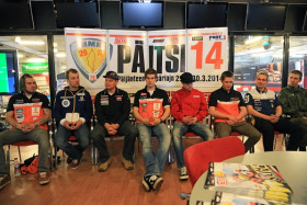 Kuljettajat vasemmalta: Roni Nikander