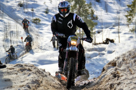 Kuljettaja itse toiseksi viimeiseltä maastokokeelta. Kuva: Anu Tuomainen