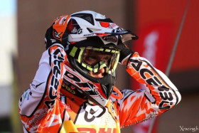 Eero Remeksen tuttu oranssi väri vaihtuu tänä vuonna siniseen. Kuva: J. Edmunds