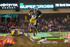 James Stewart ajoi kauden ensimmäiseen voittoonsa. Kuva: Suzuki