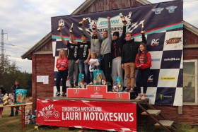 Sivuvaunujen podium.