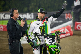 Eli Tomac nappasi miljoona dollaria Las Vegasista. Kuva: James Lissimore