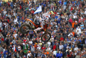 Tony Cairoli vauhdissa Ranskassa. Kuva: Ray Archer / KTM Images