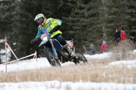 Eero Remeksen menoa sunnuntain toisella maastokokeella. Kuva: Jani Hovi / Xracing