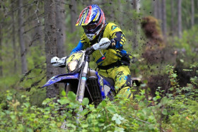Jussi Arvajan menoa Seinäjoen viidennellä maastokokeella vain hetkeä ennen rajua kaatumista. Kuva: Jani Hovi / Xracing