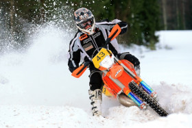 Markus Michelsson näytti jälkeen viihtyvänsä lumella. Kuva: Jani Hovi / Xracing