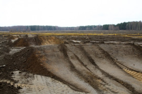 Parolannummen entiselle lentokentälle on rakennettu myös kilpailua varten hyppyreitä.