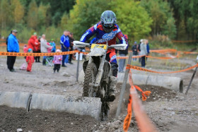 Antti Hellsten hallitsi myös 350 -kuutioisen metkut ja ajoi voittoon. Kuva: Jani Hovi / Xracing