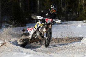 Daniel McCanney haki muiden lisäksi tuntumaa Suomen lumeen.