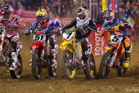 Amerikan supercrosskausi saatiin päätökseen Las Vegasissa. Kuva: Suzuki