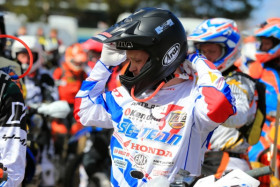 Jari Mattila toimii Kari Tiaisen kanssa kouluttajina Karkkilassa.