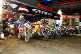 Superenduron MM-osakilpailu viikonloppuna Helsingissä ajetaan myös kansallinen kilpailu. Kuva: Future7media