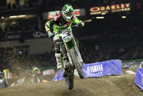 Eli Tomac jatkoi voittokulkuaan ja kavensi Ryan Dungeyn pistejohdon 12 pisteeseen. Kuva: Jani Hovi / Xracing