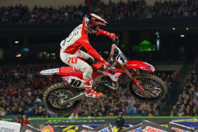 Justin Brayton voitti lauantaina ajetun Torinon supercrossin. Kuva: James Lissimore