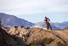 Joan Barreda Bort johdaa Dakar -rallia moottoripyörien osalta. Kuva: Red Bull Content Pool