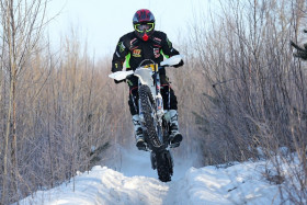Lari Jukola otti E1-luokan korkeimmat SM-pisteet Riihimäeltä. Kuva: Jani Hovi / Xracing