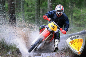 Jari Pulkkisen menoa harjoituksissa.