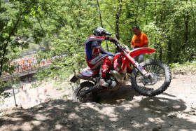 Steve Holcombe menoa extremetestillä. Kuva: Jani Hovi / Xracing