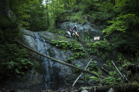 Reitti Romaniassa on huikea. Kuva: Red Bull Romaniacs