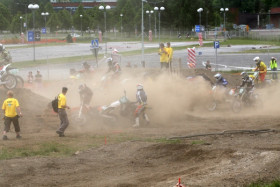 Pitäisikö supercrosskisoissa näyttää tältä?