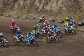 MX2-luokan startti Loketista. Kuva: Ray Archer